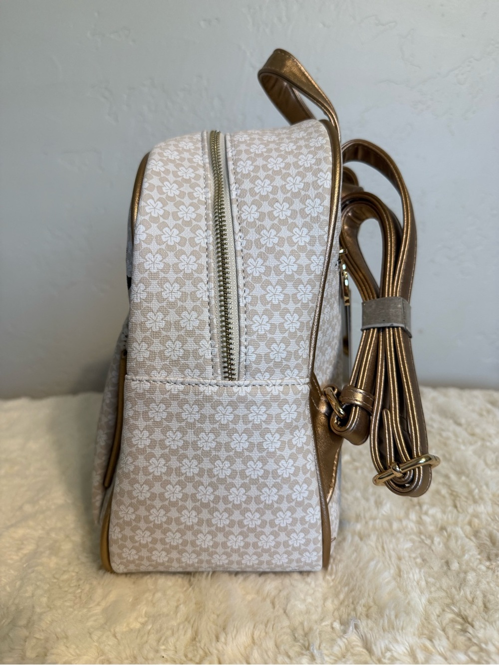 Floral Heart Mini Backpack - Picture 6 of 13